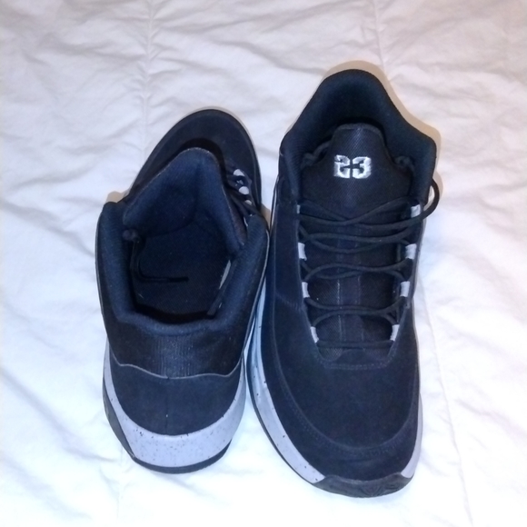 Michael Jordans Shoes - Picture 3 of 3